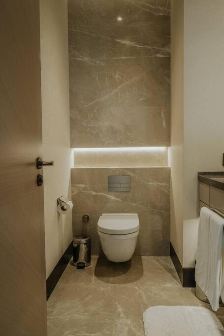 Serviced Luxurious 3+1 In Address Emaar Square Istambul Exterior foto