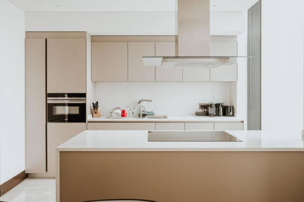 Serviced Luxurious 3+1 In Address Emaar Square Istambul Exterior foto